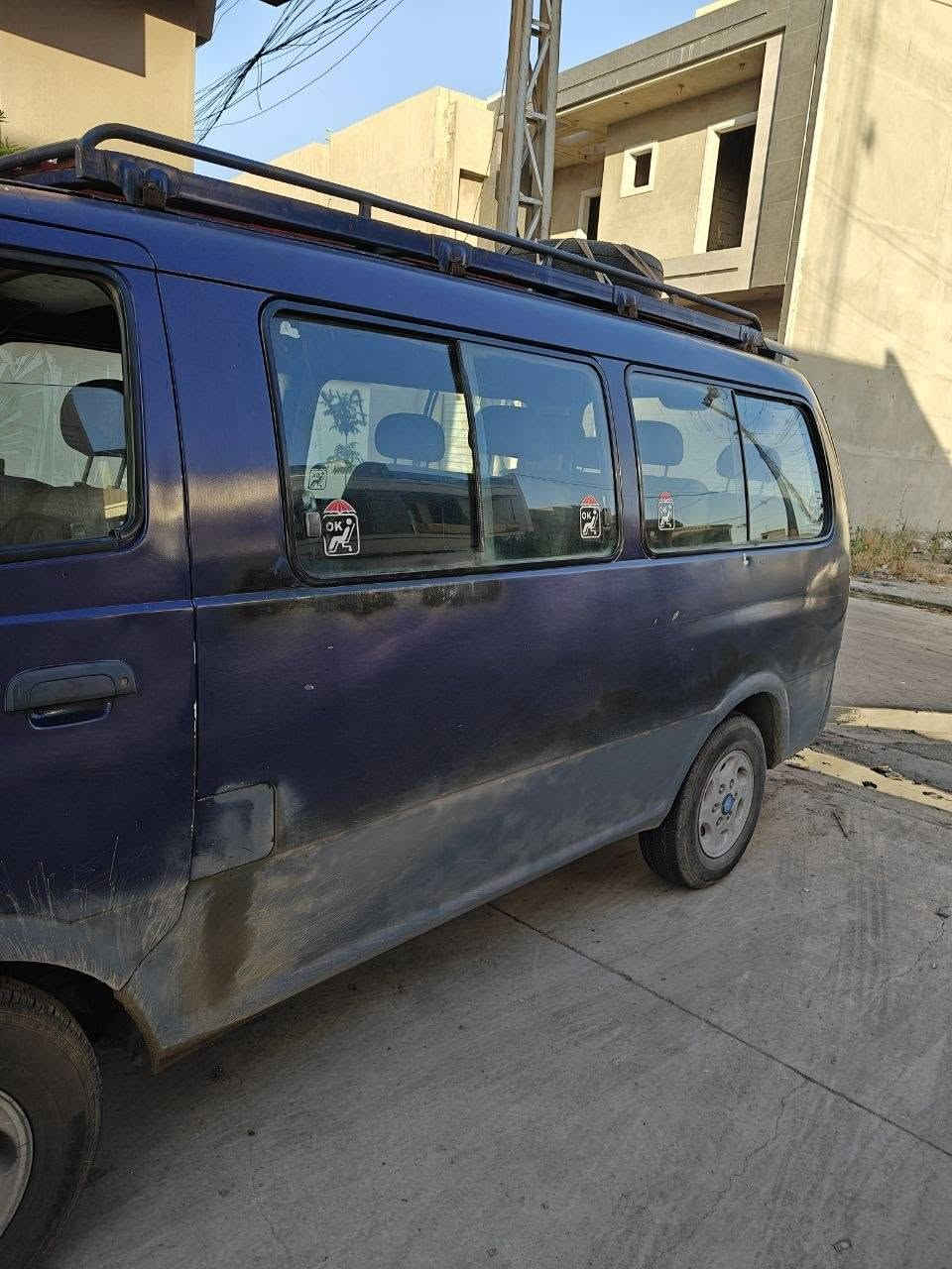 السلام عليكم كيا بريجو 98رقم مسطرة بسمي محرك وكير نضاف وايرمنية كلها شغالة داخل جديد حجل جديد مامصبوغ تايرات جديد هيئة وغرامات وضريبة صفر السعر 55 بيها مجال قليل رجاء رجاء اخوتي المايشتري لايعلق للاستفسار الاتصال على الرقم ***********0مكاني موصل الايسر حي الوحدة
