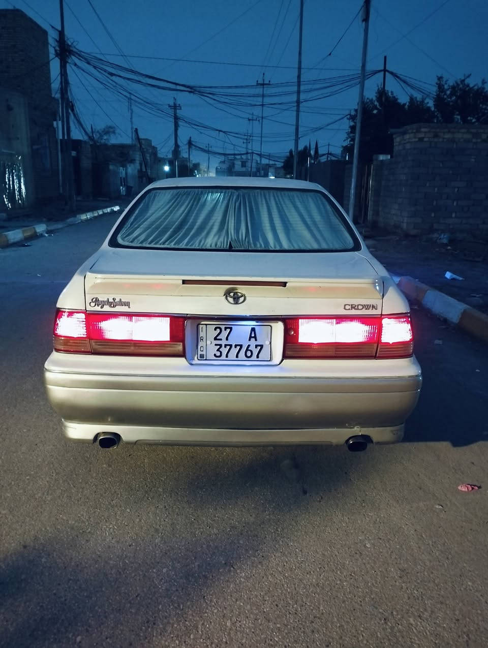 السلام عليكم للبيع راس الثور مديل 1998 رقم ذي قار انكليزي بسمي محرك 3000 فيفتي سياره جاهزه عله اخر حبايه مكفوله من الكص والضربه  تبريد كير مكينه كفاله تخم تاير توني شاده سنويه لل2030 ملاحضه السياره احله من الصور سعر 90 ورقه وبيه مجال بسيط مكاني ناصريه مركز المدينه للتواصل ‏‪0787 963 5620‬‏
