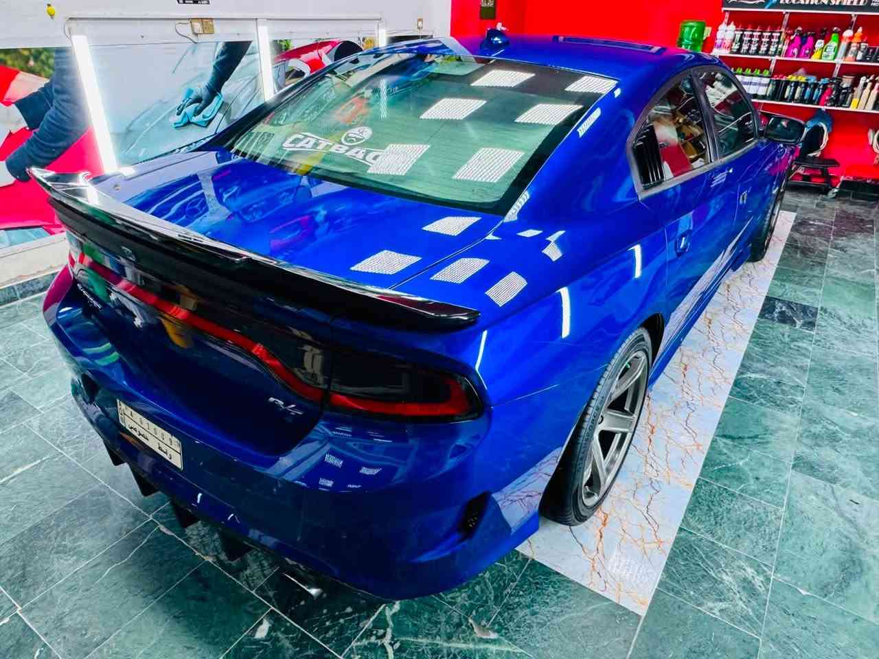 جارجر هيمي 5700 موديل 2019 رقم دولي واسط ماشية 76 الف ميل حادث 3 قطع جاملغ وباب جهة السايق والبنيد محدث شفتات ستيرن كشنات كنتارة حضن شاشة جبيرة كشنات تدفئة ستيرن تدفئة كير مكينة بالكارتون تراي شرط بطناش خفة ونعومة سيارة جاهزة راديترات مي وتبريد جدد صدر خلفي امامي صارلة عشرين يوم فلنجات جدد تخم دسكات ادامة فيتم بلكات نوزلات تخم تاير ويل كب خسفة السعر 175 وبيه مجال ….***********
