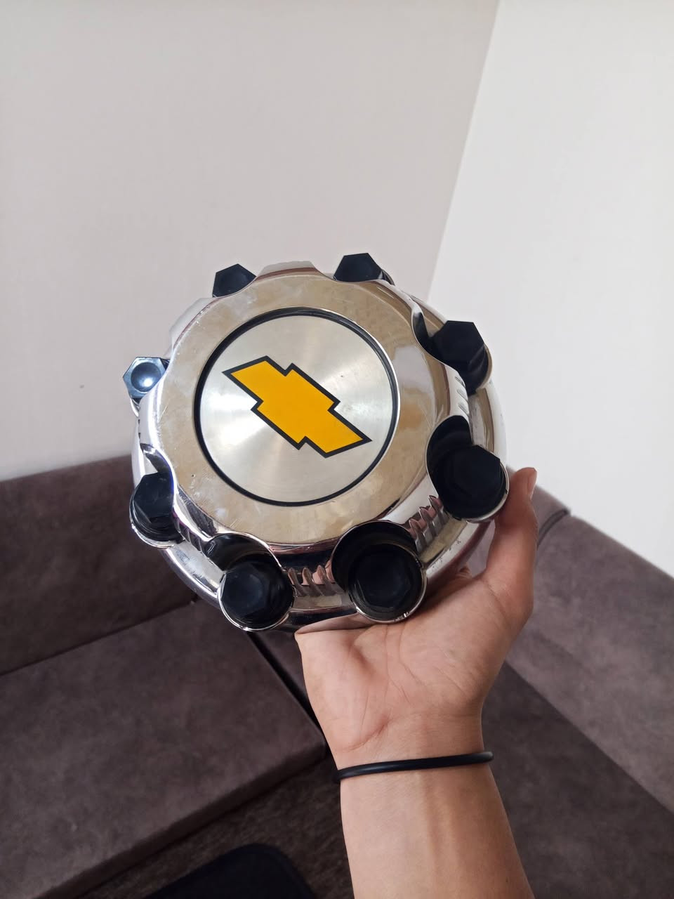 سلام عليكم
غراض الفينية للبيع 
مكان بصرة 
رقم ***********
