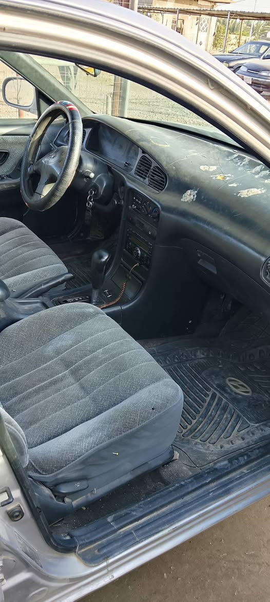 سلام عليكم سياره للبيع سوناتا 2 رقم بغداد دولي مكينه وكير وحدادية خير من الله موديل 94السعر 47بيه مجال المكان بابل المحاويل ***********
