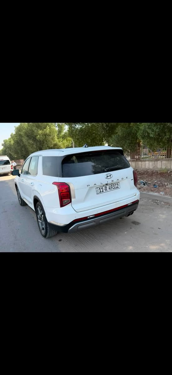 هونداي بنسايد موديل 2024
وارد أمريكي صور الحادث مرفوقات بل منشور 
سياره فول واحد على واحد 
سياره بسمي ماشيه 20 ألف 
سعر السياره 235وبيها مجال 
رقم الهاتف ***********
