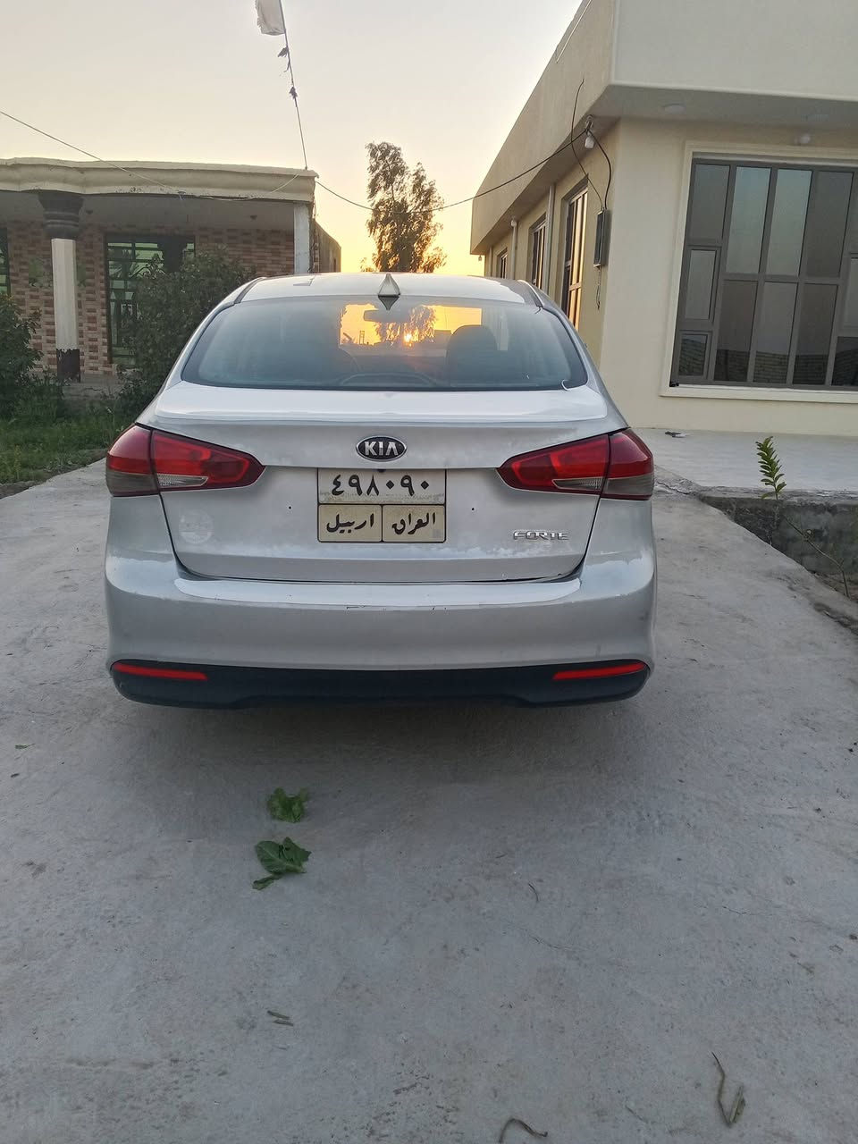 السلام عليكم ورحمه الله وبركاته
فورتي وارد امريكي موديل 2017.  رقم شمالي بسمي اني احول للمشتري محرك 2000. دوش مامفتوح ماشيه 108,   بيها صبغ أقل الحزام ابيع حزام بدون اي دواخل صور الحاث مرفقه جاهزه من كلشي كير محرك تبريد حداديه  السعر 95 بي مجال مكاني بابل النيل ***********.  بي واتساب
