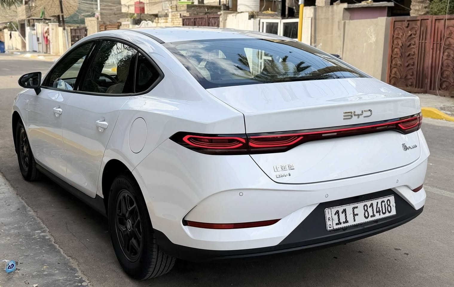 السلام عليكم
البيع كن بلاص بي واي دي 
ع ايدي زيرو اخذته وهسه ماشيه  حالياً  ( 4000 ) الاف الكلي
جديده لا شخط ولا نكشه ولا كلشي كفاله السياره
داخل ابيض مواصفات بي واي دي معروفه ميحتاج اذكرهن
الشراي وراغب بل شراء يتصل 
رقمي***********
