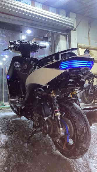 دبل خلفي هواء
مكفول وشغال ينزل ويصعد 
الطرر الورديه شغاله
تتحكم بطسته وبي صونده تنفيس لل هوه
سعره 250 قفل مكان بغداد رقم ***********
