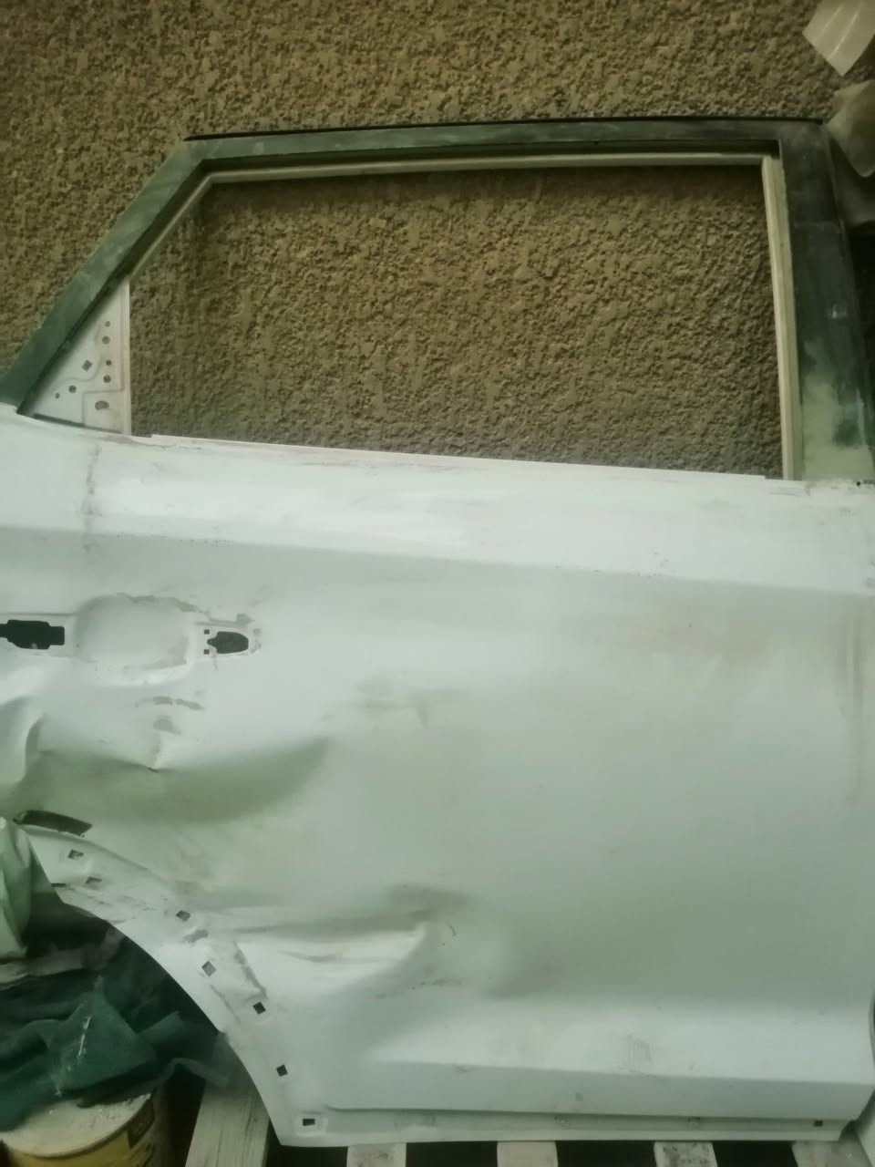 السلام عليكم.. باب سيارة خلفي ايمن توكسون موديل 2018بيه ضربة.. يحتاج سمكرة.. مشتريه زيرو من بغداد ب7ورقات.. اريده بورقتبن ونص .. رقمي ***********..
