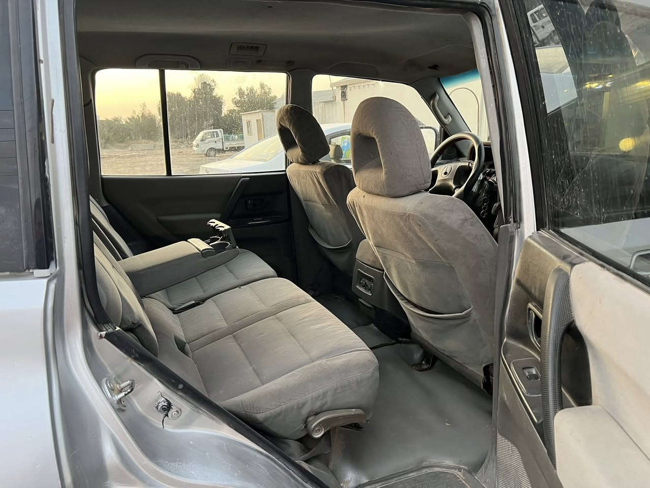 سلام عليكم للبيع باجيرو 2004 كير محرك تبريد تدفه دواخل جديده تخم تاير رقم بابل الدولي بسم خالي السياره مصبوغه عام هزّه جديده سنويه جديده كهربائي كله شغاله العنوان بغداد جسر ديالى الجديد السعر 62 / ***********
