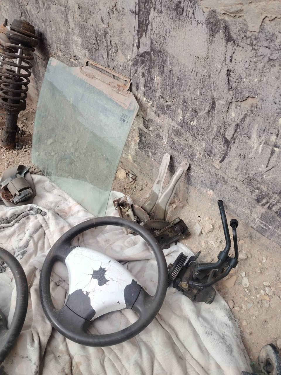 اغراض سايبه ١٢ كلهن انضاف مع العقل ورباط خلفي  كشنات خلفي بيبان كاملات مع البطيسن ومكان جام واليدات  مكاني كربلاء حي العسكري اتصل وبيك خير ودلل (***********)
