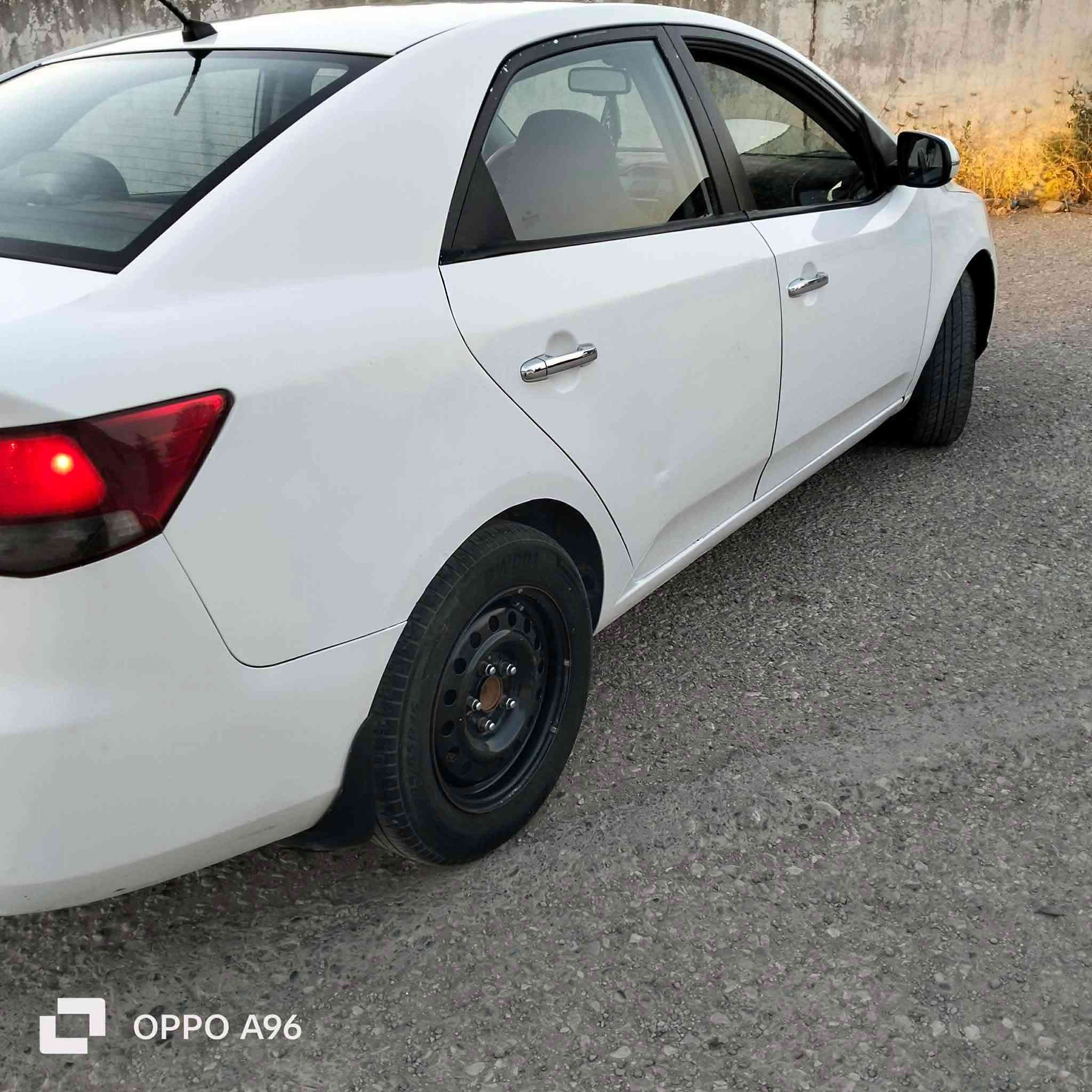 کیای سیراتۆ 
مۆدیل ٢٠١١
گێڕ تۆماتیک
چوار پارچەی بۆیاخە بێ ناوگرتن بێ دەعم
سەنەوی تا ٢٠٢٨تازەیە
سیلاید و ڤۆلیم و جام کارەباو حاسە و ناوسور 
گێر و مەکینەو تەبرید مەزبووتە و بەشەرت 
بێ مەسرەف و جوان 
تەحیویل غرامە بڕاوە بەشەرت 
بۆ معامەلە پەیوەندی بکەن بەم ژمارە تەلەفوونانەوە 
***********
*********** السليمانية, العراق
