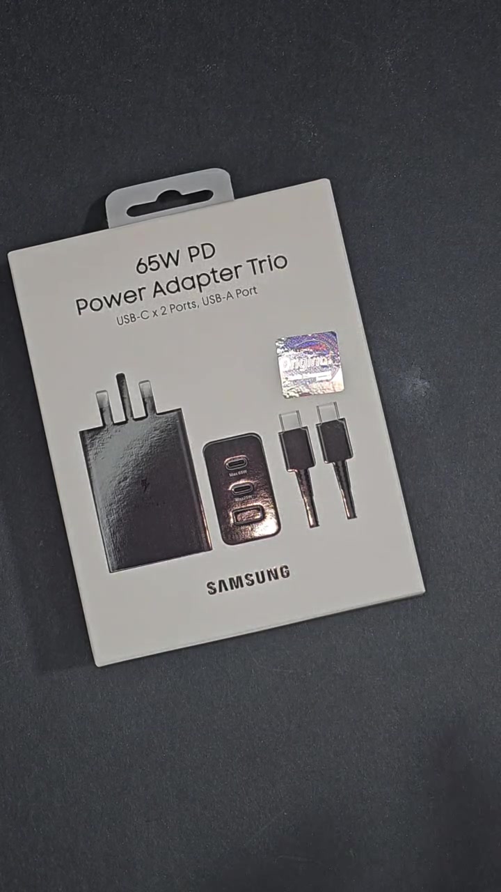 🔥 شاحن سامسونج 65W PD الأصلي 🔥
⚡ شحن فائق السرعة حتى 65 واط 🔌 3 منافذ شحن (USB-C ×2 + USB-A) 📱 يشحن الهاتف والتابلت واللابتوب 🛡️ حماية كاملة من الحرارة والجهد الزائد 🎁 كابل USB-C مرفق
💵 السعر: 23  فقط مع التوصيل 🚚
❗ إذا موبايلك يشحن ببطء أو تحتاج تشحن أكثر من جهاز بنفس الوقت، فهذا الشاحن راح يختصر عليك الوقت بشكل كبير.
📩 راسلنا الآن للحجز،*********** الكمية محدودة. #اكسبلور_فولو #فيسبوك #اكسبلور_فولو #اكسسوارات
