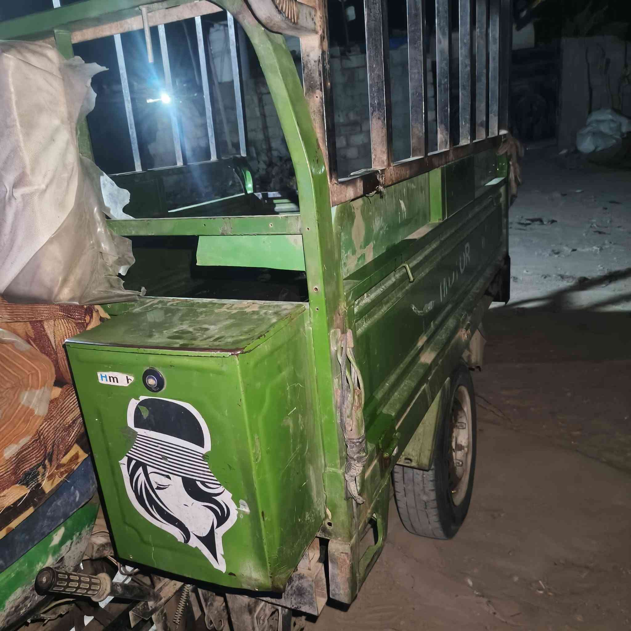سلام عليكم ستوته موديل 2018طالعه بل 19ستوته مال شغل نضيفه وكلشي بيها جديد تخم اشاير تخم تاير كهربائيات جديده مصار كم يوم شادهن والله ولي يشتري خادم رقمي ***********
