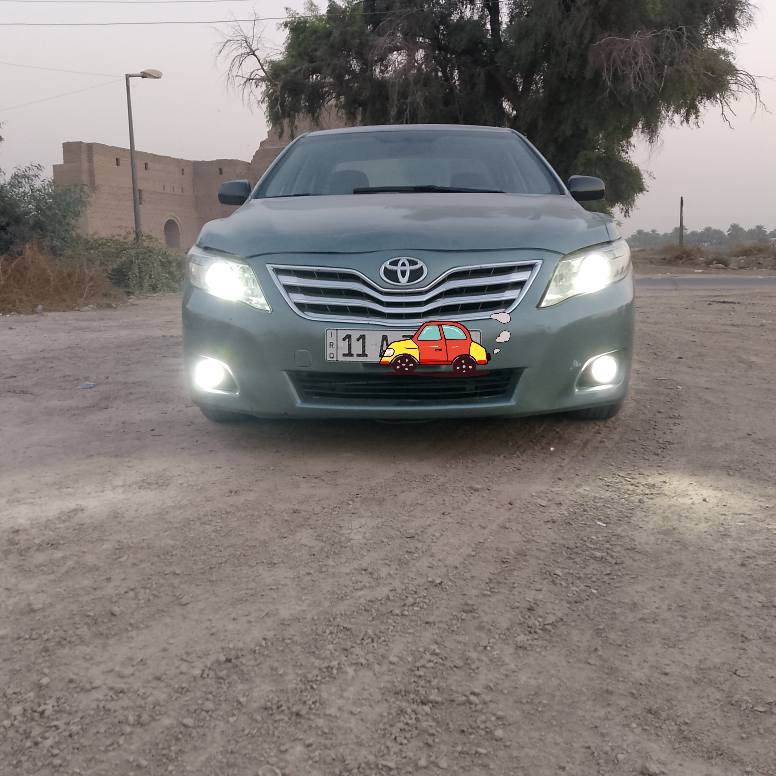 السلام عليكم تيوتا كامري للبيع موديل 2010 أمريكي سونارهه واظح مكينه كير تبريد  مكفولات تخم تاير صدر جيد كشن كهرباء باسمي السعر 98 ورقة وبيهه مجال للتفاوض للاستفسار ***********
