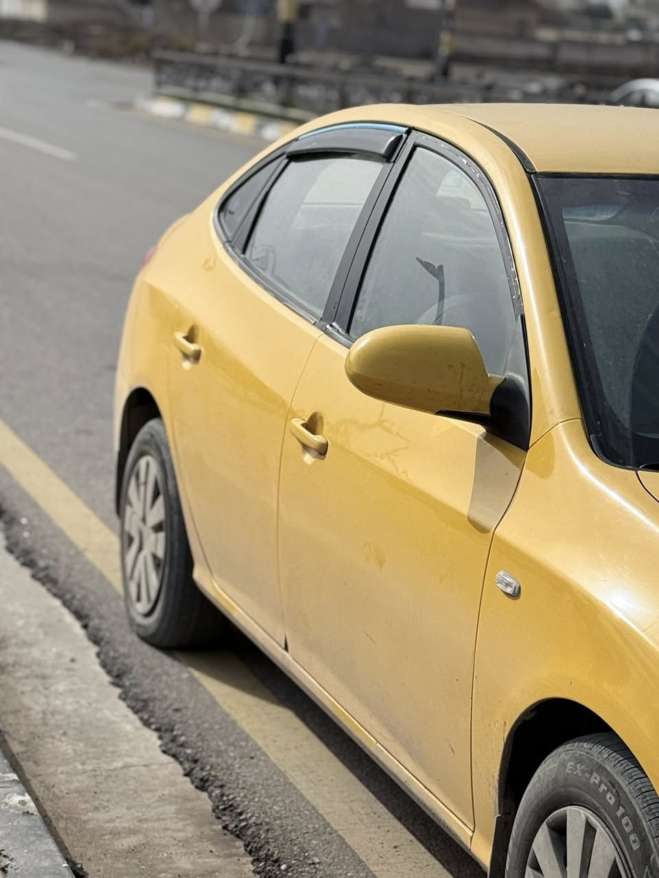 انتره 2009
رقم بغداد اني الشرعي
ضرر جاملغ السكن 
كاربون بانزين 
سعرهه ١٠٨سياره حداده جديد 
سياره ما تحتاج كل شي 
رقم موبايل ***********
