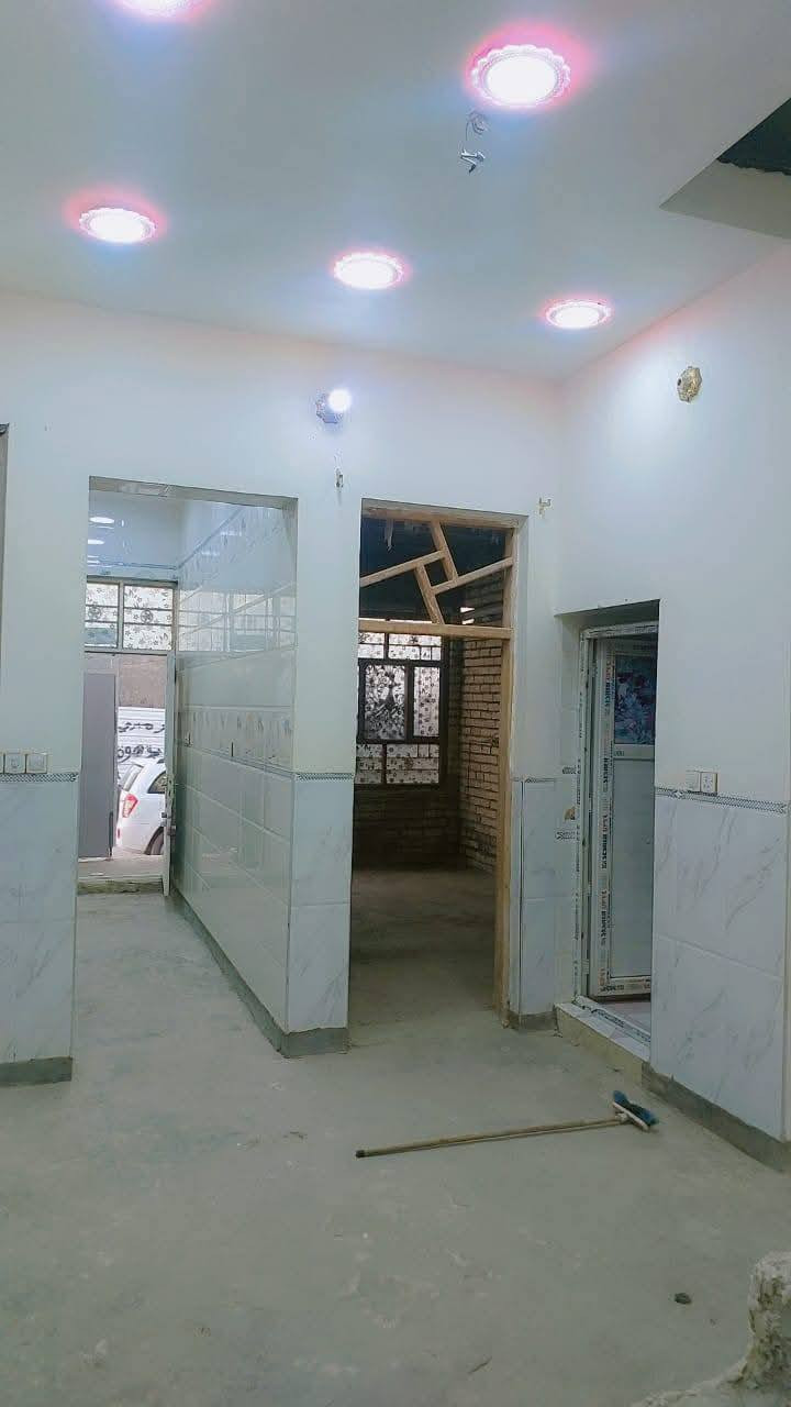 سلام عليكم بيت 100البيع بحي الكوفه قرب دلالية السيد على الشارع العام مربع بنيان درجه اولا بينان 2021 غير متواجد على الفيس السعر 55      ***********
