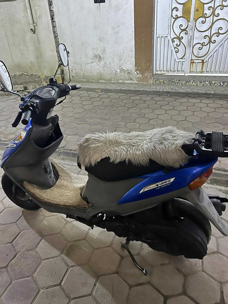 السلام عليكم دراجه ادرس ياباني نوزل نضيفه كلها شغاله اشاير لايت بك لايت دشبول كلها كامله مجفته مره وحده السعر 350 وبيها مجال مكان كربلاء حي العباس شراي تصل ***********
