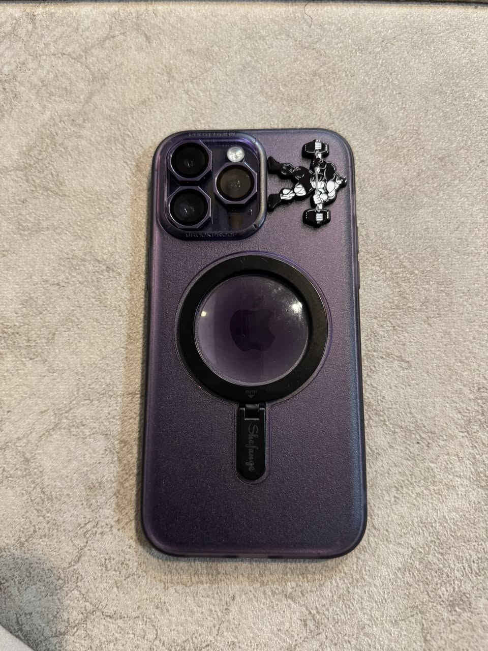 السلام عليكم ايفون ١٤برو ماكس ذاكره ٢٥٦ماستر شرق اوسط 
بطاريه ٨٥نضيف 
السعر ٨٠٠
***********
