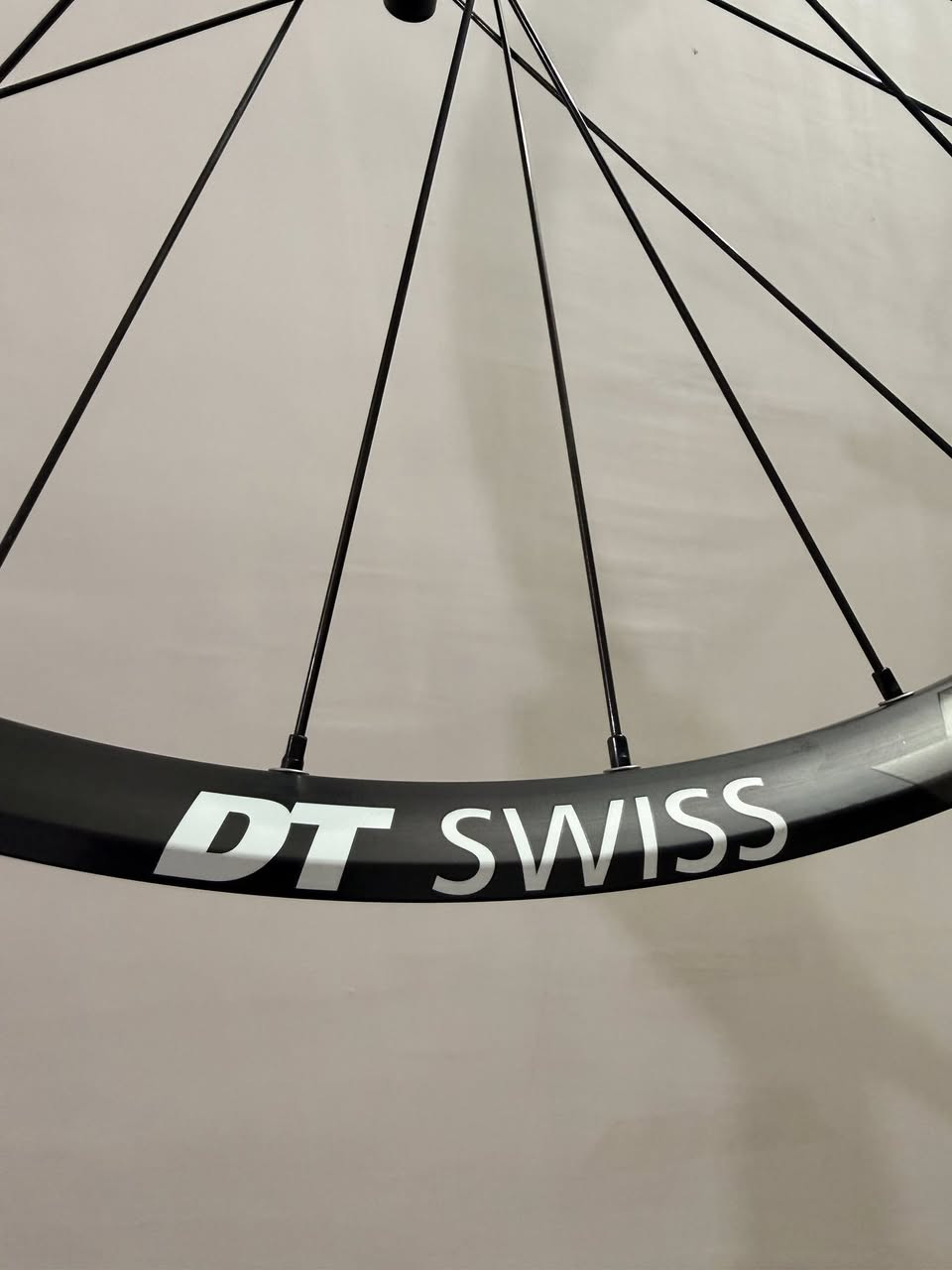 ويل خلفي من ماركة DT Swiss
كل التفاصيل موضحه بالصوره 
متوفر توصيل لكل المحافظات 🚛


**إذا كنت صاحب هذا الإعلان وتريد حذفه لأي سبب، رجاءا أرسل رسالة إلى الدعم الفني**