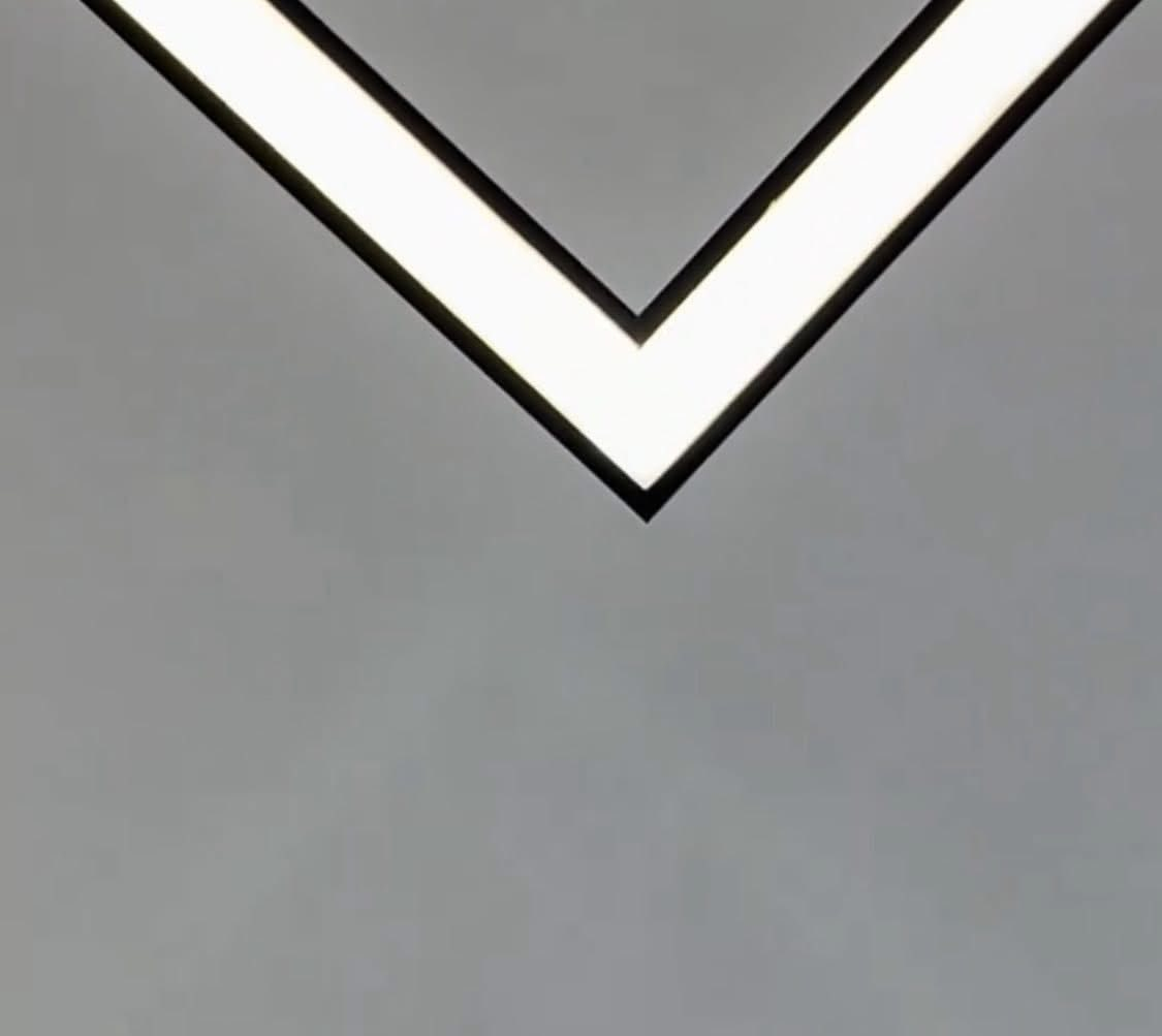 🌙 عرض "رمضان الخير" من كادر حيدر ثاير للديكور الحديث 🌙
بمناسبة شهر الرحمة والمغفرة، بيتكم يستاهل اللمسة العصرية.. جبنالكم عرض ما يتفوت وبسعر تنافسي! 🏠✨
✨ تفاصيل العرض الرمضاني:
• السعر: 35 ألف دينار فقط للمتر المربع! 💸
• الخدمة: نسلمك الديكور كامل ومصبوغ (جاهز ع المفتاح). 🎨🛠️
• الجودة: مواد ممتازة درجة أولى وبأحدث الموديلات. 💎
• الضمان: لأننا واثقين من شغلنا، نعطيك ضمان مدى الحياة على العمل! ✅💯
🔨 خدماتنا تشمل:
كافة أعمال الترميم والديكور الحديث بلمسات فنية دقيقة تناسب ذوقكم الرفيع.
📞 للحجز أو الاستفسار:
لا تتردد بالاتصال بنا، كادرنا مستعد للتنفيذ بأعلى المواصفات:
👉 *********** 📱
كادر حيدر ثاير للديكور الحديث.. ثقة، ضمان، وإبداع بلا حدود! 🌟
