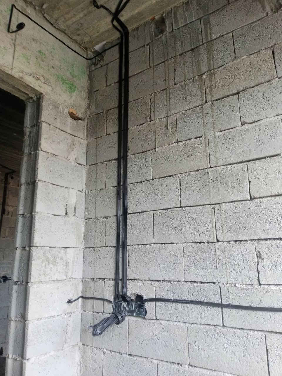 سلام عليكم
تائسيس كهرباء بيت ومحلات عمارات بسعر مناسب وتصليح عطلات كهرباء بيت قديم وأصلح بورط ونسحب كهرباء رئيسي بسعر مناسب
***********
*********** وتساب
