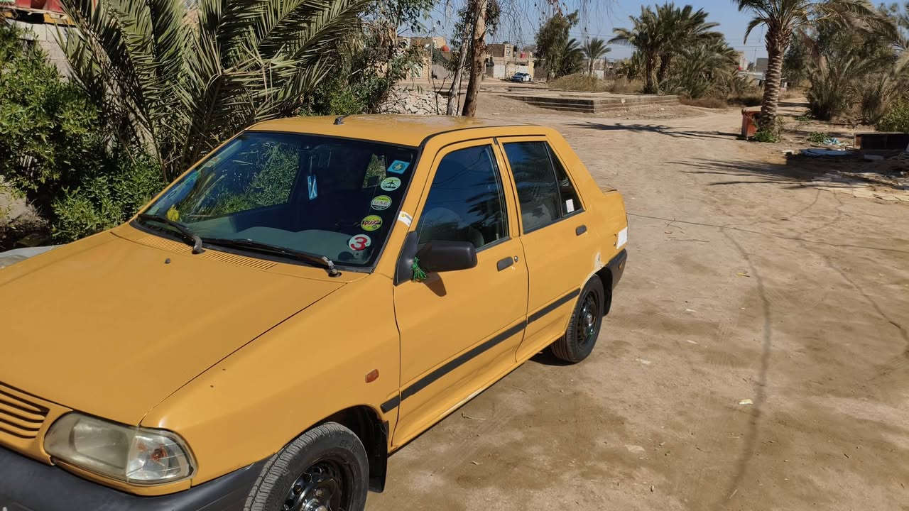 سلام عليكم سايبة 2016 لبيع  سيارة لا ضربة ولا تبديل ولا صبغ  تخم تاير  سيارة ستوني شادة سنوية 2030 مصفرة هيئة  وغرمات  السعر 40..  رقم ***********
