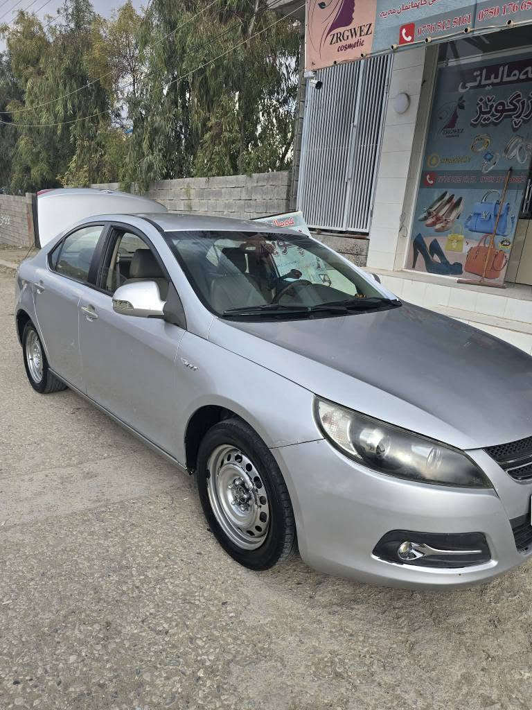 جاک مەکینەگەورە مۆدێل 2012هیچی بێ بۆیاخ هیچی پێوەنیە سەنەوی تازەیە گێڕ و مەکینەی بەشەرت تەبرید بەشەرت ABS ئاوێنە کارەبایی تەبرید ئوتو 
ژم *********** السليمانية, العراق
