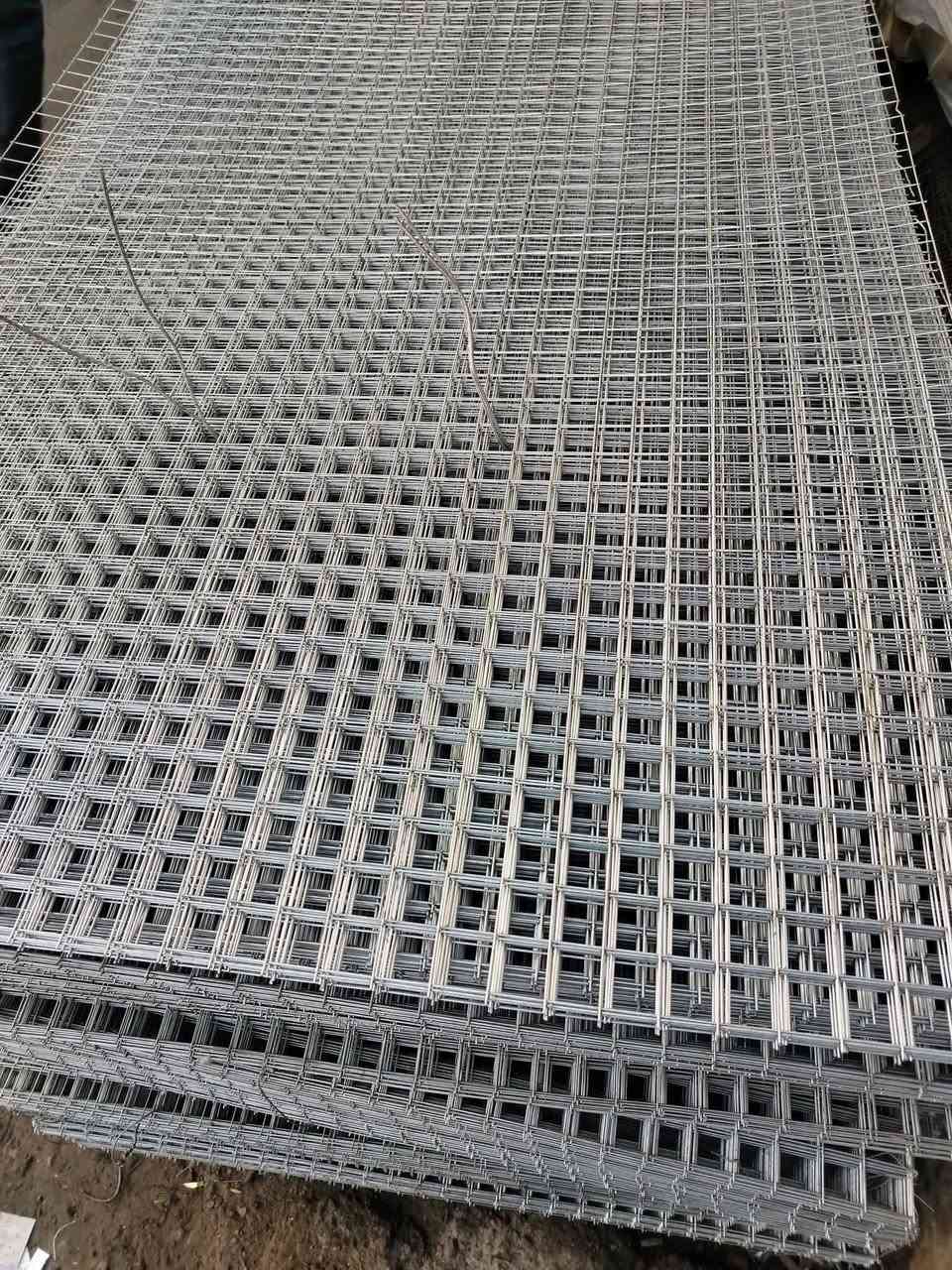 #فقط بس #3500دينار عراقي ..#توفر الان

مشبك بي ار سي حديد مغلون 
طول 2متر
عرض 1متر
فتحه 3سم
سمك 2ملم 
يستخدم #للقفاص الطيور #والمحميات ومحجرات #الحدائق

 واستخدامات اخرى
 
العنوان ديالى شهربان الهارونية 

مجاور مطعم الأرياف شارع العام
 
رقم الهاتف ***********
