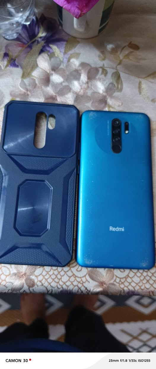 السلام عليكم 
جهاز للبيع ريدمي 9 
الجهاز نضيف مامفتوح 
الذاكرة 128 عشوائيه 4
السعر 90 وبي مجال 
***********
