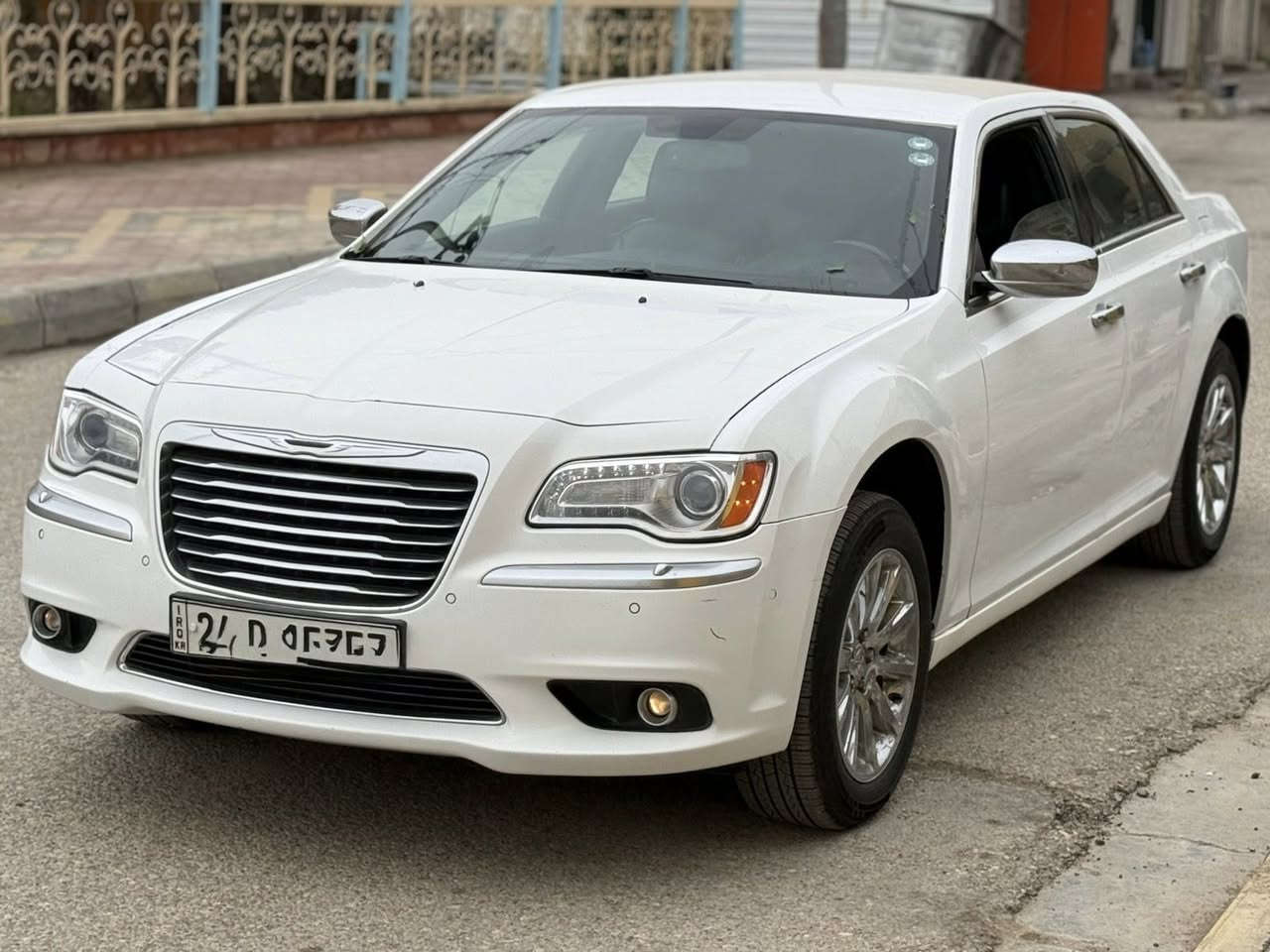 السلام عليكم اوبامه 2012
5مواصفات
رقم شمالي سيارة جاهزه واحلى من الصور بيها 3 قطع تبديل بنيد + جاملغ + باب وبيها 2 مكان بارد السيارة مكينه جديده طبكه كامله عربانه واكسل صدر امامي جديد تخم تاير السيارة ماتصرف عليها الف العنوان واسط / الكوت
رقم الهاتف / ***********
