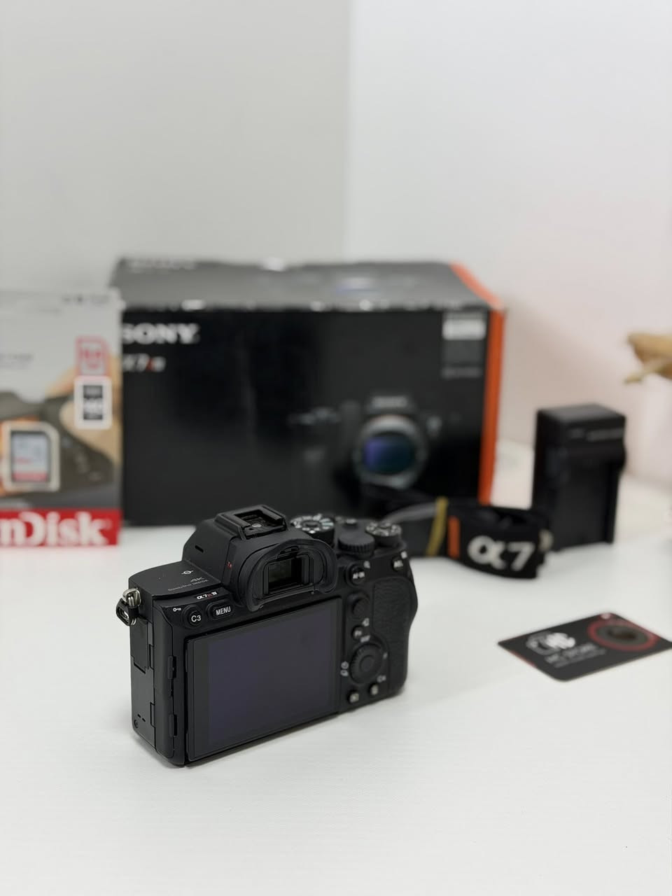 ⁨	⁨	⁨	⁨	📸 Sony A7R IV – دقة خرافية 🔥
كاميرا Sony A7R IV (بدي فقط)
نظافة 99% ✨

💰 الشتر: 58K
💵 السعر: 2,225,000

🎁 ويهــا هدايا:
جنطة + شاحن + بطارية + حزام + رام 64GB 🎉

⚙️ 61MP | 4K | فوكس احترافي 🎯

🔥 خيار مثالي للمصورين وصناع المحتوى

📩 للحجز راسل الصفحة
🚚 توصيل مجاني

#سوني #كاميرات #تصوير #Sony #A7RIV تصوير_احترافي⁩⁩⁩⁩


**إذا كنت صاحب هذا الإعلان وتريد حذفه لأي سبب، رجاءا أرسل رسالة إلى الدعم الفني**