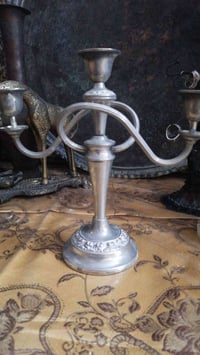 شمعدان فضة • إيطالي قديم • ١٠٠ سنة