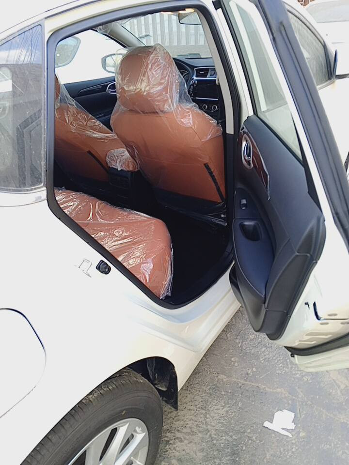 نيسان سنترا موديل 25زيرو رقم أربيل الجديد باسم شركة تحويل وكالة مجانا داخل مشمشي جلد  شاشة جنل للاتصال ***********
