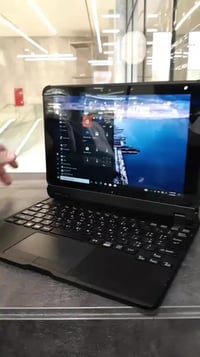 فوجيتسو • قابل للفصل ٢ب١ • انتل N4020 رام ٤GB