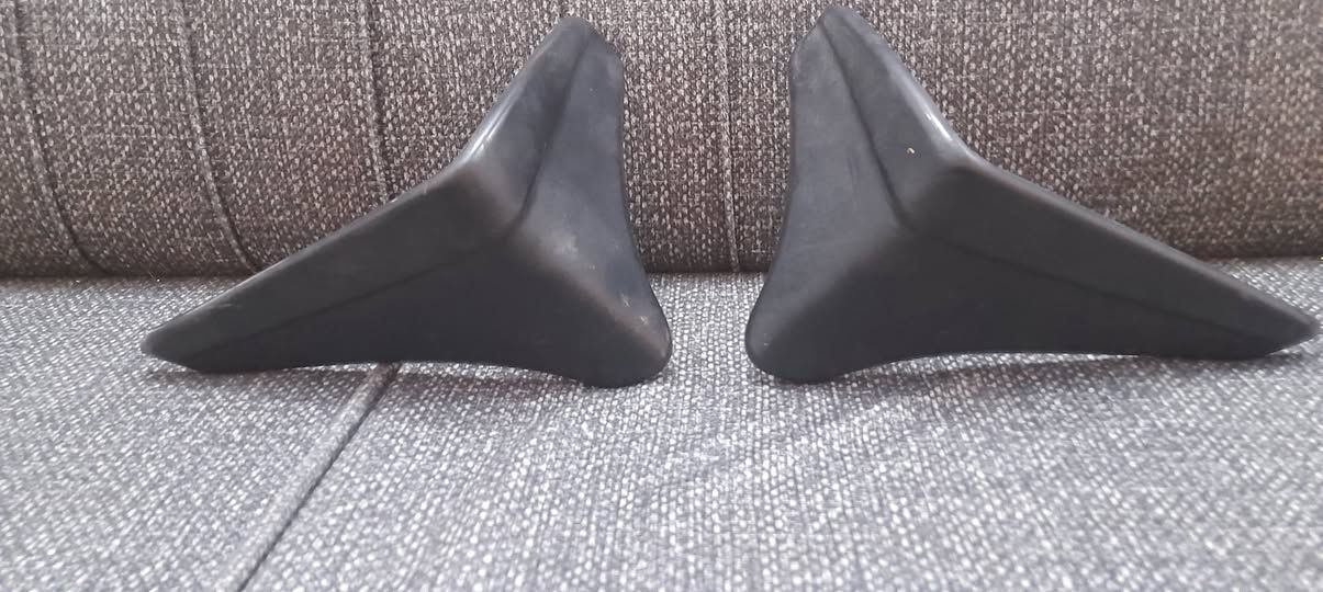 السلام عليكم تزويد بجم فورزه ويرهم سلفر ونج السعر ٦٠ العنوان بغداد ***********
