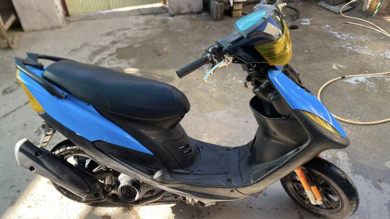 دراجتين ماكس عدله شغالات بوشه49سلف شغال بس يرادلهن باتريات بيع او مراوس بفورزه ***********
