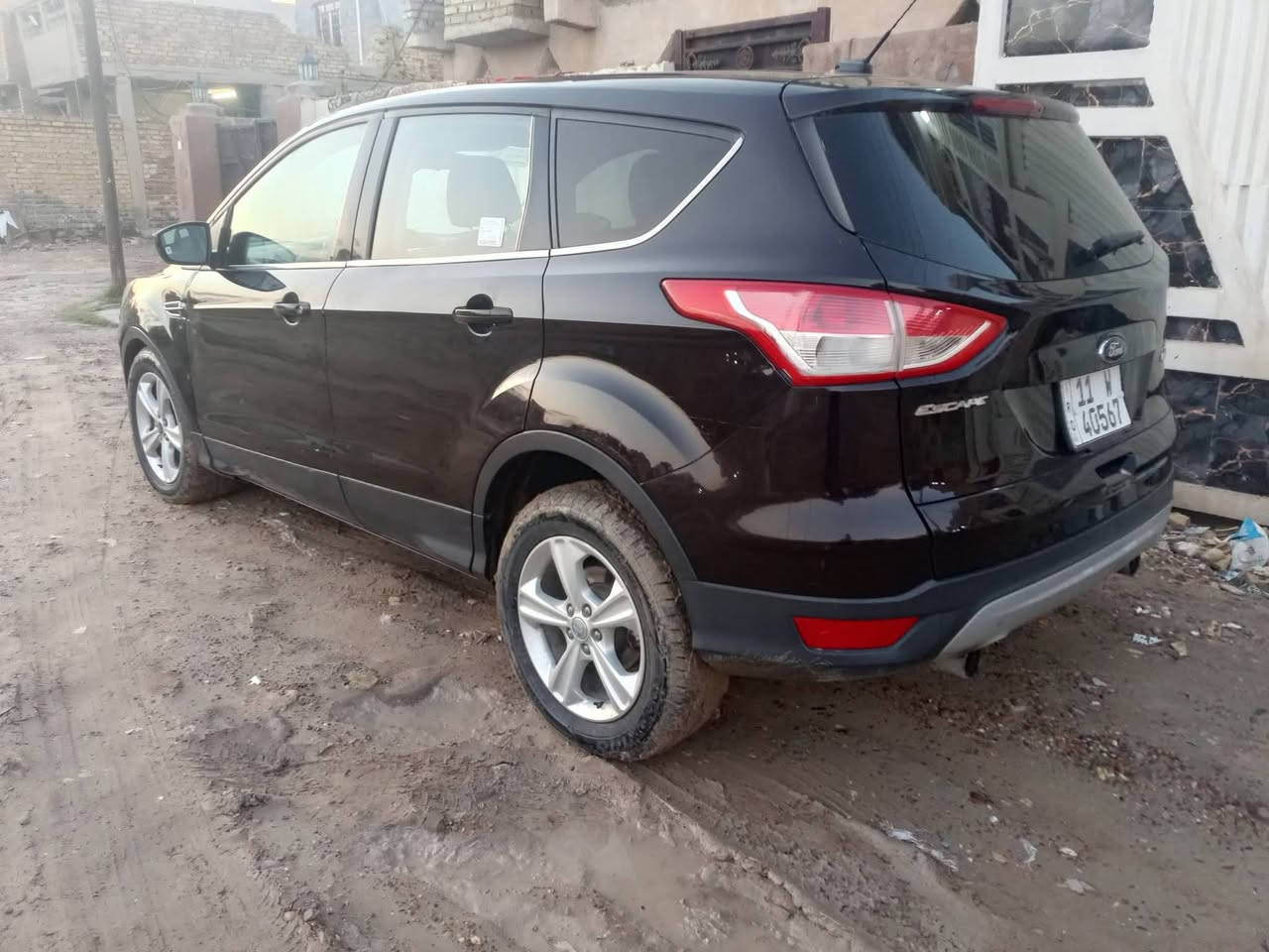 فورد سكيب ١٣ رقم بغداد انكليزي محرك ١٦٠٠ تيربو ضرره جاملغ جهة السائق السعر ٨٠ تلفون ***********
