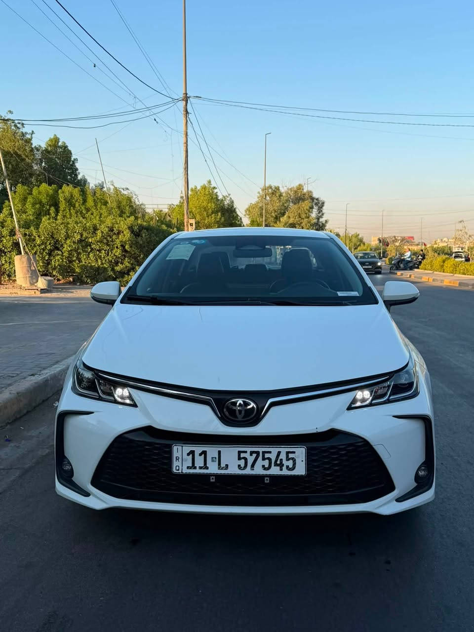 🚗 للبيع – تويوتا كورولا 2024 هايبرد (شكل خليجي)
* 🚘 الموديل: 2024
* ⚙️ هايبرد
* 📍 شكل خليجي
* 📏 الممشى: 28,000 كم

ملاحظات السيارة:
.PDR  صغير جاملغ  الأمامي.
ورصعه جاملغ خلفي 
ورصعه صغيره ب البنيد 

💰 السعر: 14,600 دولار (وبيها مجال ).

📍 الموقع: البياع
رقم الهاتف ***********
