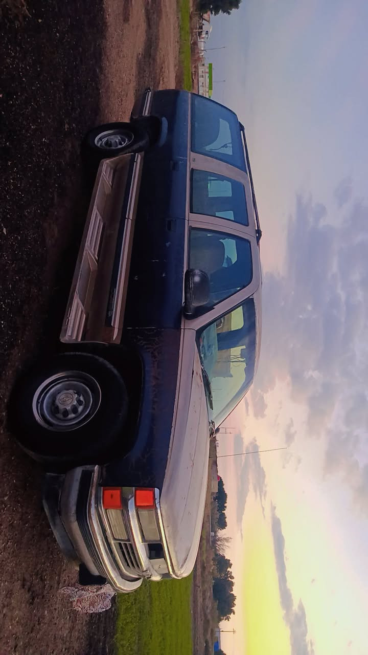 سيارة للبيع :-
سياره GMC  بهبهان فحل. 
السعر 33 ورقه وبيه مجال. 
المحرك كاز ( تحوير)  . 
الرقم بغداد - سنويه لحد 2029( مشروع وطني) 
 موديل 1993
 مراوس بسياره صيني او بيك اب  او سياره صيد عاليه. 

للتفاصيل اتصل علئ الرقم (***********) 
المكان / ذي قار - قضاء الفجر
