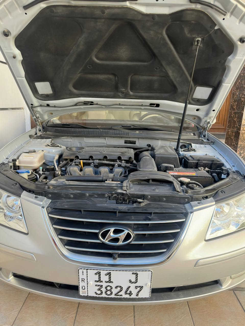 السلام عليكم من رخصت الادمن سيارة سوناتا للبيع ماشية سيارة 6000حقيقي مكاني البياع رقم ***********
