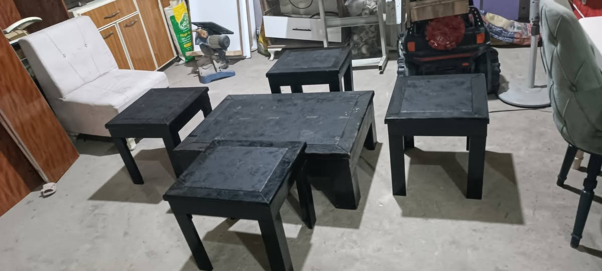 دەستی دووی چوارقورنە   تەپڵەکی قەنەفە  تووندوو تۆڵە بۆیاخ کراوە کراوە بەڕەش بۆ نرخ نامە بنێرە


**إذا كنت صاحب هذا الإعلان وتريد حذفه لأي سبب، رجاءا أرسل رسالة إلى الدعم الفني**