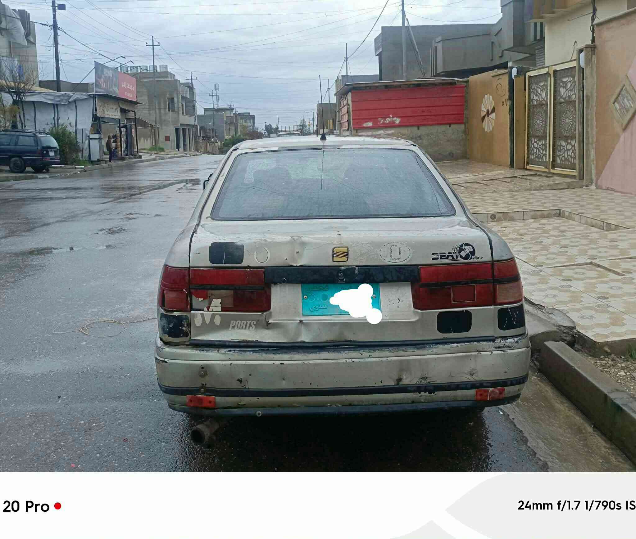 سلام عليكم 
باسات 1993 
محرك بي صرف ودينا ع فيتر عمرها بس ماضبطه ١٠٠٪
كير شرط 
رقم فحص نينوى ماشين بيها معامله شرط تحويل 
كهربائيات شغاله  
سعر ١٣ بي مجال بسيط 
مكاني موصل الايسر 
للاستفسار خاص او الاتصال ***********
