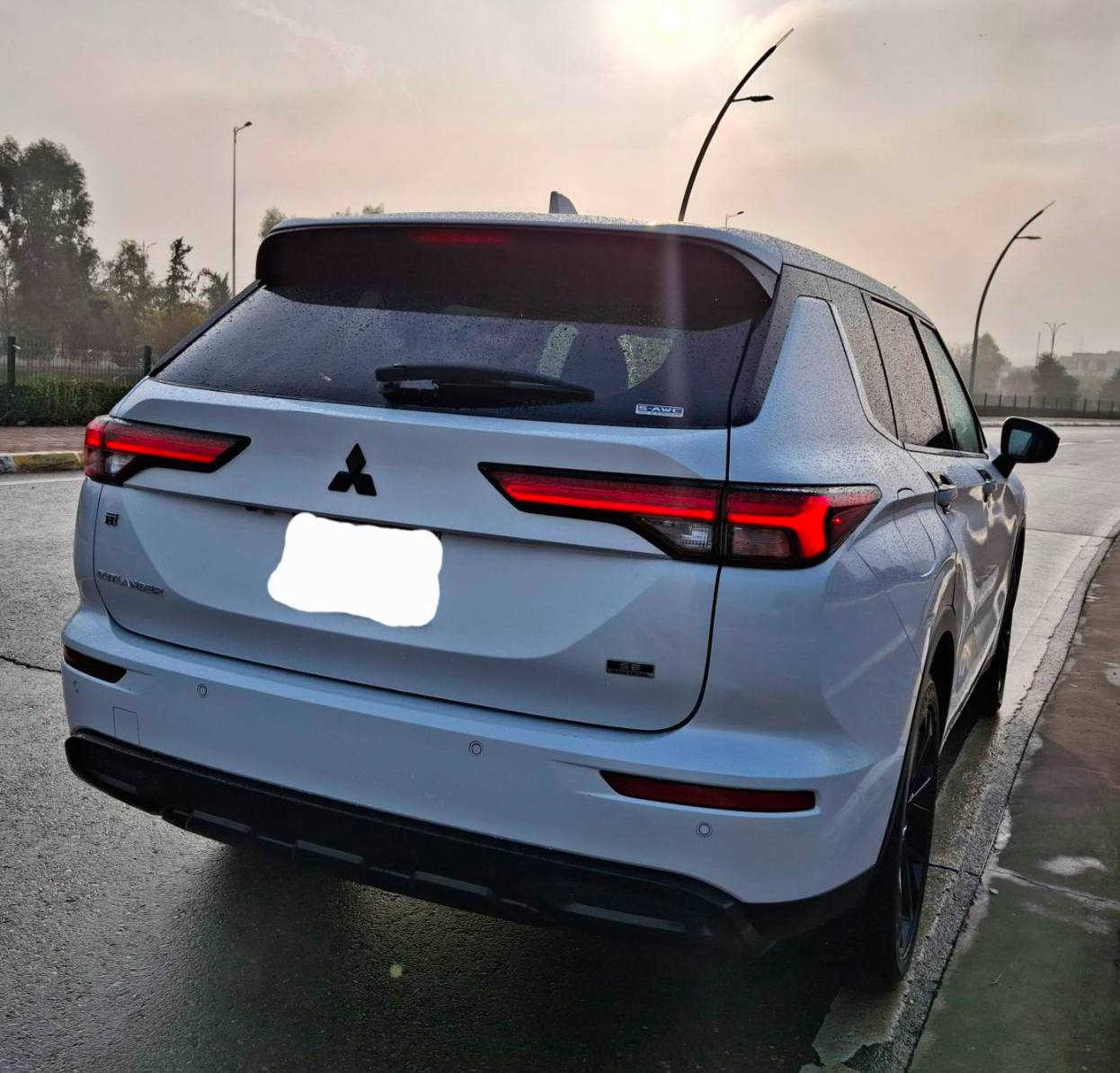 مستەربۆشی ئاوتلاندەر2023  سپی  بێ بۆیاخ 
سێ ڕیز کوشن 
تەنها 6 هەزار مایل ڕۆشتووە،
 مواصفات بلاک ئیدیشن پێنج
 کامێرا سندوق شەفت پێش و
 دوای حاسەیە ئاوێنە ئەخەوێت
 ئاوێنە ئیشارەت و ڕادار لە
 دەعامی بۆ دەعامی بۆیاخی نیە
 بەس بۆنیتی گۆڕاوە بە بیلادی بێ
 ئەوەی هیچ ناوی گرتبێت، سێتی
 لایتەکانی نیکل و بلاجکتۆر هەمووی بیلادیە هیچی نەشکاوەو داشبڵی گۆڕاوە بەبیلادی سەیارەکە دەبڵ اکسلی تایبەتە S-AWC واتە هەر چوار تەگەرەکانی قوفڵ ئەکا، 

سعر لە کۆمێنت داوابکە ڕاستەخۆ بۆت دیت 📩 

نمونەیە لەجوانیا بێ ساردو چاڵ و شوختە، کاتی نەشکاوەو دوو مانگی لەگەڵە بۆ ڕەقەم کردن 

ژمارەی خاوەنی 
 ***********
