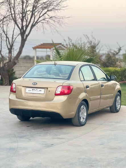 کیا ریو ٢٠١٠ ساخە موس و براوە نیە بە شەرتە
مەنەفێست 
مەکینە گەورە
گێر توماتیک و عادی
کێشەی مەدەنی بە شەرتە
گێرومەکینە بەشەرت
توندو تولە
یەک دینار مەسروفی نیە 
سیستەمی ئیکویە(eco)
بەنزین زور کەم دەخوات 
موسو براوە نیە بەشەرتە
عام بویاخە 
نرخی44 گەلاو کەمێک مەجال
ناونیشان / سؤران
موبایل /  *********** أربيل
