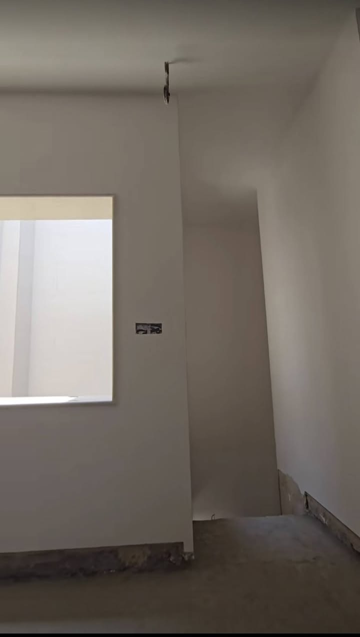 السلام عليكم
خلفه بياض متفرغ حاليا وهذا جزء من عملي 
للتواصل رقمي بيه واتساب ***********
