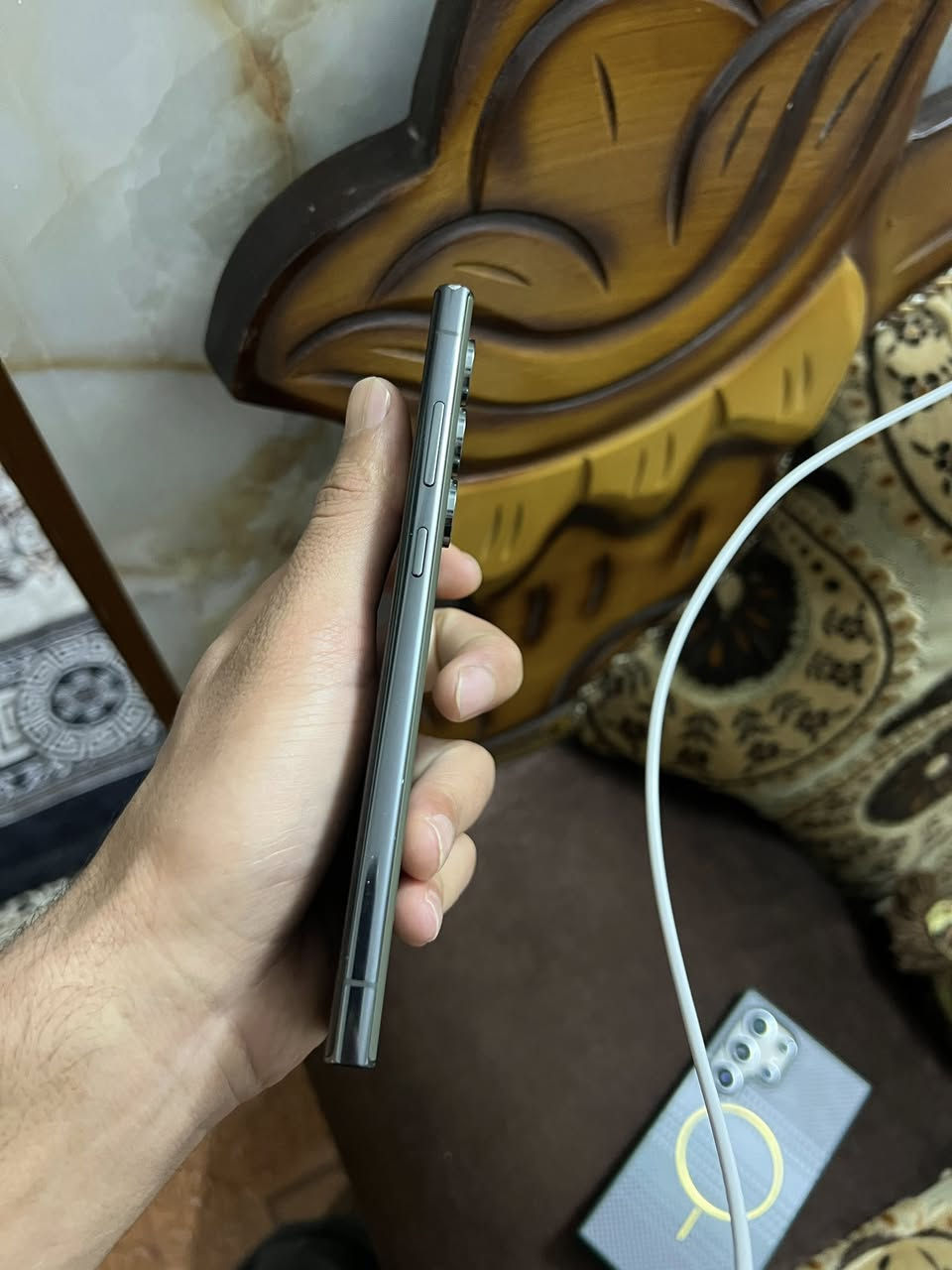 السلام عليكم
S23 Ultra 

شرق اوسط دبل خط 

الجهاز نظيف يخبل كلشش جديد كفالة من فتح شرط

فقط كسر خفيف ب كلاس مال شاشة ومماااثر ع اي شي 

استخدام كلشش طبيعيي  شرط الفحص 

السعر: 570  وبي مجال للطيبين 

المكان : بابل المركز 

***********
