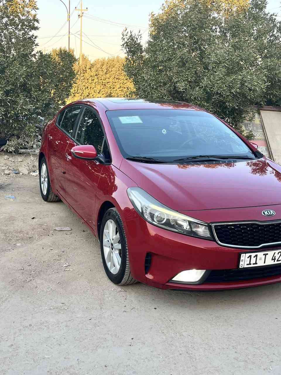 سيراتو مديل 2017 خليجي فول عده البصمه تخم تاير حداديه على الشركه سبيرمانازل ماشيه 60 الف 
ماكاني الرميثه بسمي ***********سعرها 138 وبيها مجال
