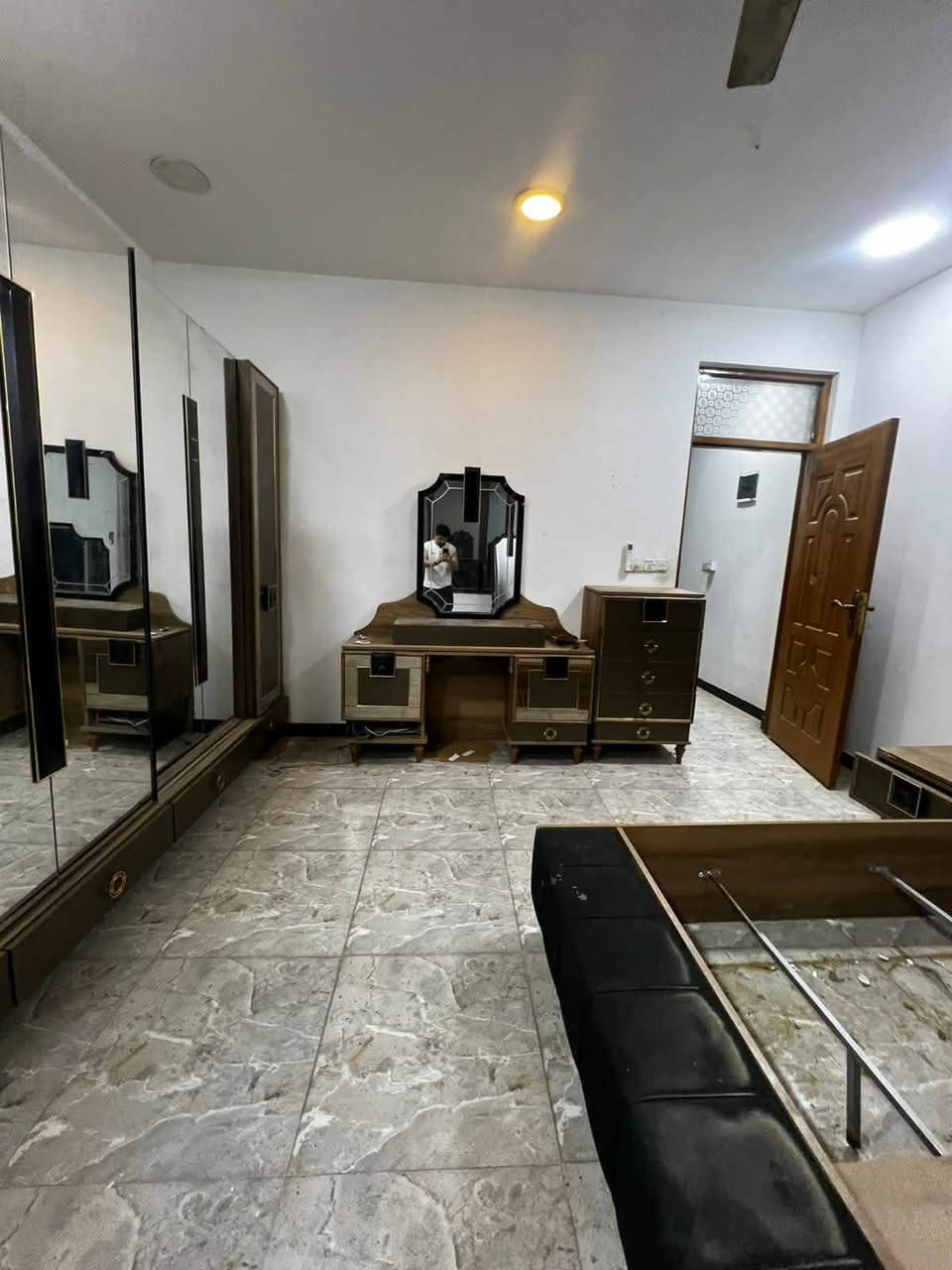 غرفه تركي اصلي ١٠ قطع نضيفه جدا مابيها اي ضرر مستعجل على البيع ٣٥٠ وبيها مجال الشراي يتفضل خاص


**إذا كنت صاحب هذا الإعلان وتريد حذفه لأي سبب، رجاءا أرسل رسالة إلى الدعم الفني**