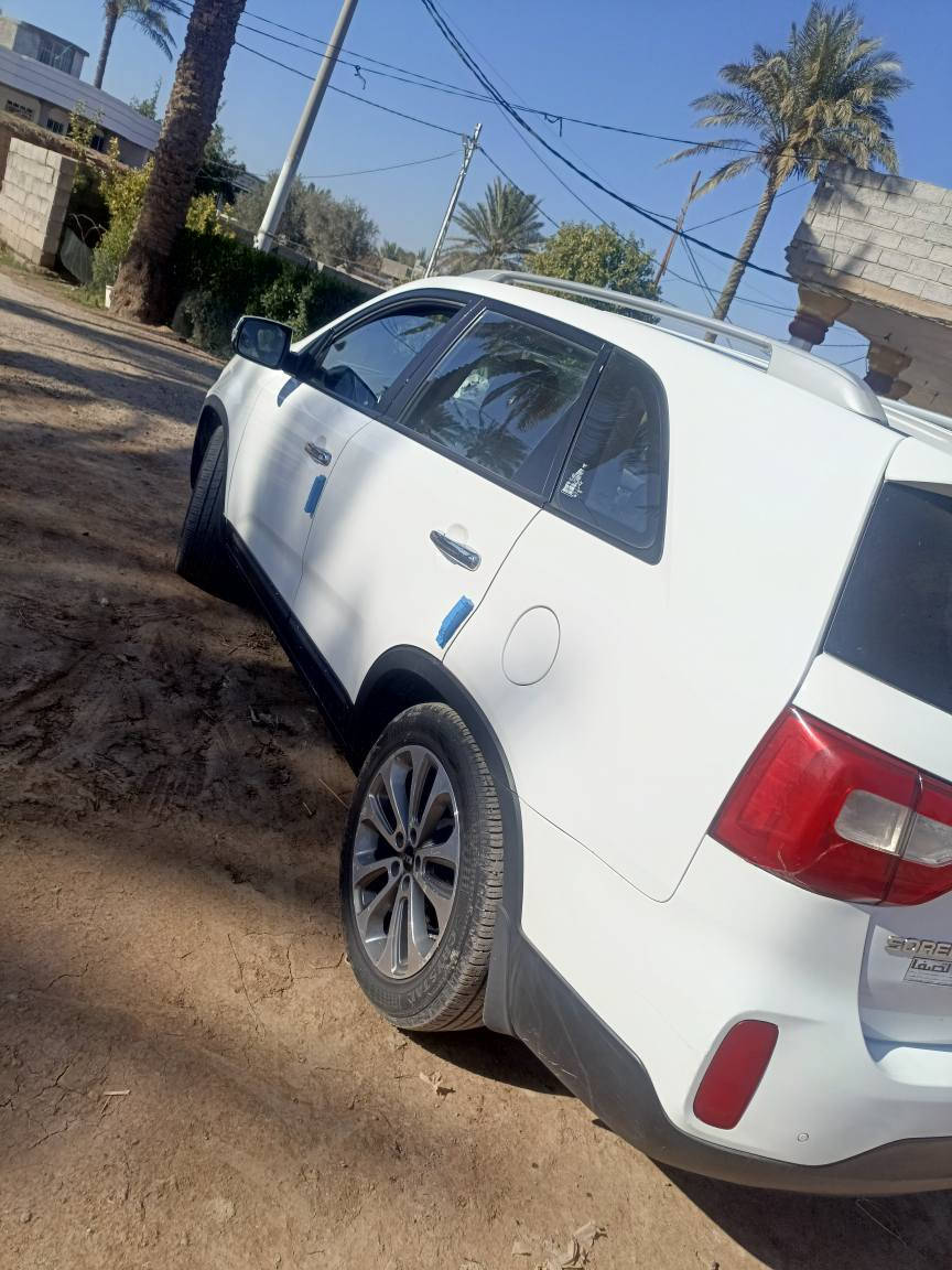 سياره سورينتو 15 محرك 6 خليجي رقم بغداد باسمي بصمه تشغيل وأبواب بصمه اشاير بالمري سياره مكفولة كفالة عامه من محرك كير كشر ماشيه 150 بيه ضرر باب خلفي شخط ومصبوغ السعر 200وبيه مجال كلش قليل الشراي يتصل على الرقم 0781185933 بغداد, العراق


**إذا كنت صاحب هذا الإعلان وتريد حذفه لأي سبب، رجاءا أرسل رسالة إلى الدعم الفني**