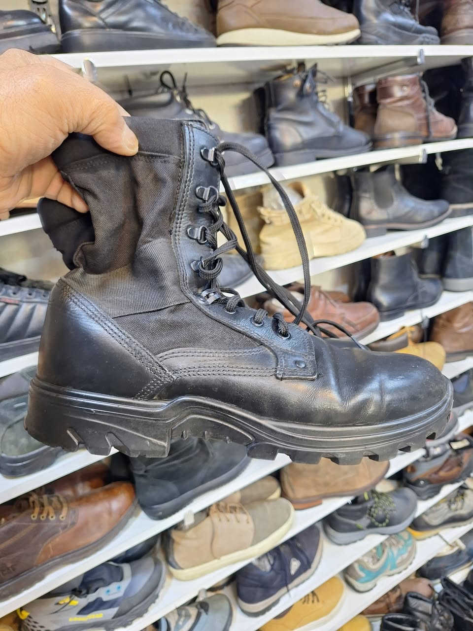 السلام عليكم اصدقائي الاعزاء اليوم وصل البسطال العسكري الاوربي العنوان بعقوبه السوق مقابل عدادية الزهراء للبنات محل ابوياسر


**إذا كنت صاحب هذا الإعلان وتريد حذفه لأي سبب، رجاءا أرسل رسالة إلى الدعم الفني**