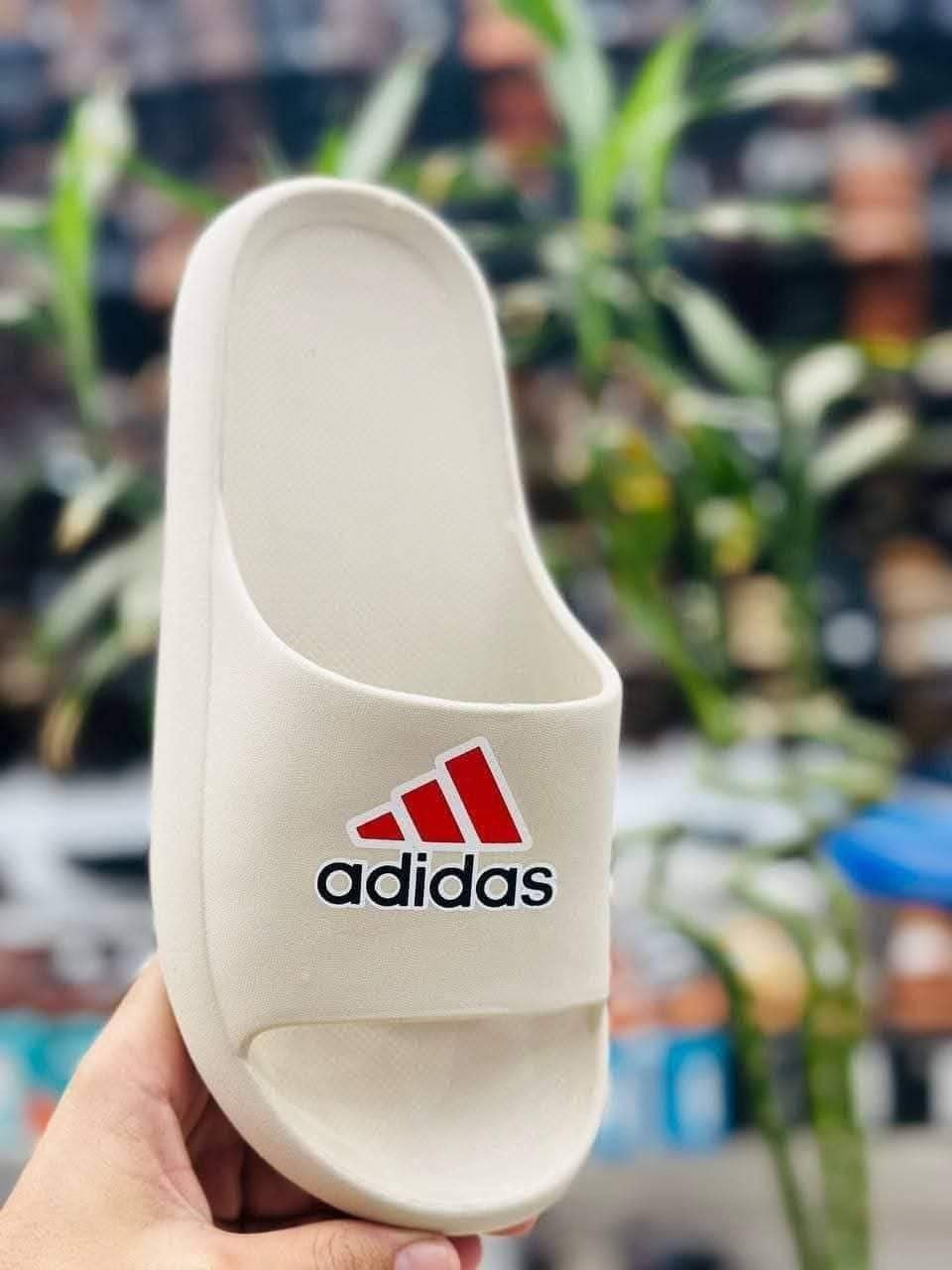 سوفت طبي درجة اولى ايراني
سعر الدرزن الرجالي 24 الف. 
سعر الدرزن الشبابي 23 الف. 
سعر الدرزن الولادي 22  الف. 
🚛 يوجد توصيل لجميع المحافظات.
https://t.me/wadq_g99


**إذا كنت صاحب هذا الإعلان وتريد حذفه لأي سبب، رجاءا أرسل رسالة إلى الدعم الفني**