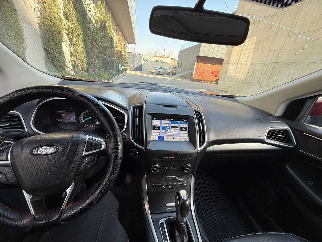 Ford Edge SEL Full Options
حادثها باب سكن 
مواصفات فوووول
٦ سلندر ٥ راكب 
سنويه جديده 
جاهزه بدون مصاريف

مكانها سليمانيه 

135$سعرها 

بيع او مراوس بشمالي فقط 

***********

***********
